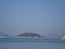 [P48] Insula Pelouzo si un avion deasupra » foto by ionescunic
 - 
<span class="allrVoted glyphicon glyphicon-heart hidden" id="av93425"></span>
<a class="m-l-10 hidden" id="sv93425" onclick="voting_Foto_DelVot(,93425,872)" role="button">șterge vot <span class="glyphicon glyphicon-remove"></span></a>
<a id="v993425" class=" c-red"  onclick="voting_Foto_SetVot(93425)" role="button"><span class="glyphicon glyphicon-heart-empty"></span> <b>LIKE</b> = Votează poza</a> <img class="hidden"  id="f93425W9" src="/imagini/loader.gif" border="0" /><span class="AjErrMes hidden" id="e93425ErM"></span>