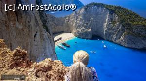 [P08] Shipwreck Beach din partea dreapta. Ptr a ajunge acolo trebuie sa faci un pic de " offroad" pe jos » foto by webSorin
 - 
<span class="allrVoted glyphicon glyphicon-heart hidden" id="av1118383"></span>
<a class="m-l-10 hidden" id="sv1118383" onclick="voting_Foto_DelVot(,1118383,872)" role="button">șterge vot <span class="glyphicon glyphicon-remove"></span></a>
<a id="v91118383" class=" c-red"  onclick="voting_Foto_SetVot(1118383)" role="button"><span class="glyphicon glyphicon-heart-empty"></span> <b>LIKE</b> = Votează poza</a> <img class="hidden"  id="f1118383W9" src="/imagini/loader.gif" border="0" /><span class="AjErrMes hidden" id="e1118383ErM"></span>