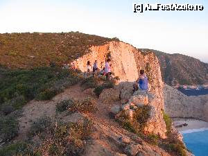 [P42] Zakynthos-Navagio » foto by luciaoradea
 - 
<span class="allrVoted glyphicon glyphicon-heart hidden" id="av684184"></span>
<a class="m-l-10 hidden" id="sv684184" onclick="voting_Foto_DelVot(,684184,872)" role="button">șterge vot <span class="glyphicon glyphicon-remove"></span></a>
<a id="v9684184" class=" c-red"  onclick="voting_Foto_SetVot(684184)" role="button"><span class="glyphicon glyphicon-heart-empty"></span> <b>LIKE</b> = Votează poza</a> <img class="hidden"  id="f684184W9" src="/imagini/loader.gif" border="0" /><span class="AjErrMes hidden" id="e684184ErM"></span>