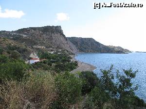 [P08] Zakynthos-Dafni Beach de pe drum » foto by luciaoradea
 - 
<span class="allrVoted glyphicon glyphicon-heart hidden" id="av684146"></span>
<a class="m-l-10 hidden" id="sv684146" onclick="voting_Foto_DelVot(,684146,872)" role="button">șterge vot <span class="glyphicon glyphicon-remove"></span></a>
<a id="v9684146" class=" c-red"  onclick="voting_Foto_SetVot(684146)" role="button"><span class="glyphicon glyphicon-heart-empty"></span> <b>LIKE</b> = Votează poza</a> <img class="hidden"  id="f684146W9" src="/imagini/loader.gif" border="0" /><span class="AjErrMes hidden" id="e684146ErM"></span>