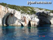 [P09] Blue Caves » foto by LeaveYou
 - 
<span class="allrVoted glyphicon glyphicon-heart hidden" id="av270924"></span>
<a class="m-l-10 hidden" id="sv270924" onclick="voting_Foto_DelVot(,270924,872)" role="button">șterge vot <span class="glyphicon glyphicon-remove"></span></a>
<a id="v9270924" class=" c-red"  onclick="voting_Foto_SetVot(270924)" role="button"><span class="glyphicon glyphicon-heart-empty"></span> <b>LIKE</b> = Votează poza</a> <img class="hidden"  id="f270924W9" src="/imagini/loader.gif" border="0" /><span class="AjErrMes hidden" id="e270924ErM"></span>