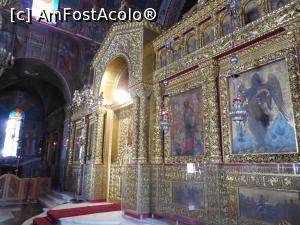 [P04] Catedrala Sf. Dionisie, interior » foto by valileau
 - 
<span class="allrVoted glyphicon glyphicon-heart hidden" id="av865899"></span>
<a class="m-l-10 hidden" id="sv865899" onclick="voting_Foto_DelVot(,865899,872)" role="button">șterge vot <span class="glyphicon glyphicon-remove"></span></a>
<a id="v9865899" class=" c-red"  onclick="voting_Foto_SetVot(865899)" role="button"><span class="glyphicon glyphicon-heart-empty"></span> <b>LIKE</b> = Votează poza</a> <img class="hidden"  id="f865899W9" src="/imagini/loader.gif" border="0" /><span class="AjErrMes hidden" id="e865899ErM"></span>