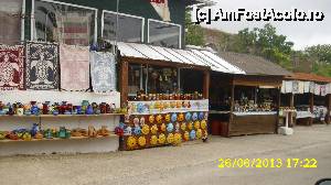 [P17] tarabă de artizanat » foto by georgeb
 - 
<span class="allrVoted glyphicon glyphicon-heart hidden" id="av507368"></span>
<a class="m-l-10 hidden" id="sv507368" onclick="voting_Foto_DelVot(,507368,872)" role="button">șterge vot <span class="glyphicon glyphicon-remove"></span></a>
<a id="v9507368" class=" c-red"  onclick="voting_Foto_SetVot(507368)" role="button"><span class="glyphicon glyphicon-heart-empty"></span> <b>LIKE</b> = Votează poza</a> <img class="hidden"  id="f507368W9" src="/imagini/loader.gif" border="0" /><span class="AjErrMes hidden" id="e507368ErM"></span>
