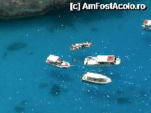 [P40] Barcute ancorate in apropierea plajei Navagio. » foto by marcy74
 - 
<span class="allrVoted glyphicon glyphicon-heart hidden" id="av216763"></span>
<a class="m-l-10 hidden" id="sv216763" onclick="voting_Foto_DelVot(,216763,872)" role="button">șterge vot <span class="glyphicon glyphicon-remove"></span></a>
<a id="v9216763" class=" c-red"  onclick="voting_Foto_SetVot(216763)" role="button"><span class="glyphicon glyphicon-heart-empty"></span> <b>LIKE</b> = Votează poza</a> <img class="hidden"  id="f216763W9" src="/imagini/loader.gif" border="0" /><span class="AjErrMes hidden" id="e216763ErM"></span>