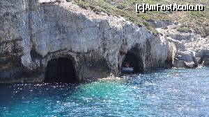 [P05] Blue Caves » foto by Camelia19
 - 
<span class="allrVoted glyphicon glyphicon-heart hidden" id="av589176"></span>
<a class="m-l-10 hidden" id="sv589176" onclick="voting_Foto_DelVot(,589176,872)" role="button">șterge vot <span class="glyphicon glyphicon-remove"></span></a>
<a id="v9589176" class=" c-red"  onclick="voting_Foto_SetVot(589176)" role="button"><span class="glyphicon glyphicon-heart-empty"></span> <b>LIKE</b> = Votează poza</a> <img class="hidden"  id="f589176W9" src="/imagini/loader.gif" border="0" /><span class="AjErrMes hidden" id="e589176ErM"></span>