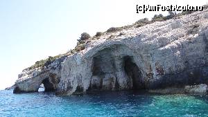 [P06] Blue Caves » foto by Camelia19
 - 
<span class="allrVoted glyphicon glyphicon-heart hidden" id="av589177"></span>
<a class="m-l-10 hidden" id="sv589177" onclick="voting_Foto_DelVot(,589177,872)" role="button">șterge vot <span class="glyphicon glyphicon-remove"></span></a>
<a id="v9589177" class=" c-red"  onclick="voting_Foto_SetVot(589177)" role="button"><span class="glyphicon glyphicon-heart-empty"></span> <b>LIKE</b> = Votează poza</a> <img class="hidden"  id="f589177W9" src="/imagini/loader.gif" border="0" /><span class="AjErrMes hidden" id="e589177ErM"></span>