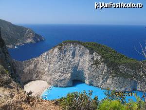 [P23] Navagio, plaja epavei - Zakinthos » foto by nico_sara
 - 
<span class="allrVoted glyphicon glyphicon-heart hidden" id="av612238"></span>
<a class="m-l-10 hidden" id="sv612238" onclick="voting_Foto_DelVot(,612238,872)" role="button">șterge vot <span class="glyphicon glyphicon-remove"></span></a>
<a id="v9612238" class=" c-red"  onclick="voting_Foto_SetVot(612238)" role="button"><span class="glyphicon glyphicon-heart-empty"></span> <b>LIKE</b> = Votează poza</a> <img class="hidden"  id="f612238W9" src="/imagini/loader.gif" border="0" /><span class="AjErrMes hidden" id="e612238ErM"></span>