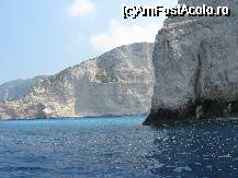 [P06] Dupa colt: NAVAGIO!!! Se vede cum apa isi schimba culoarea. » foto by motaneata
 - 
<span class="allrVoted glyphicon glyphicon-heart hidden" id="av51894"></span>
<a class="m-l-10 hidden" id="sv51894" onclick="voting_Foto_DelVot(,51894,872)" role="button">șterge vot <span class="glyphicon glyphicon-remove"></span></a>
<a id="v951894" class=" c-red"  onclick="voting_Foto_SetVot(51894)" role="button"><span class="glyphicon glyphicon-heart-empty"></span> <b>LIKE</b> = Votează poza</a> <img class="hidden"  id="f51894W9" src="/imagini/loader.gif" border="0" /><span class="AjErrMes hidden" id="e51894ErM"></span>