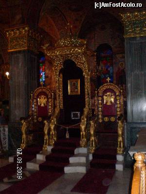 [P15] La fel, din interiorul Manastirii Agios Dionysios » foto by irinad
 - 
<span class="allrVoted glyphicon glyphicon-heart hidden" id="av600895"></span>
<a class="m-l-10 hidden" id="sv600895" onclick="voting_Foto_DelVot(,600895,872)" role="button">șterge vot <span class="glyphicon glyphicon-remove"></span></a>
<a id="v9600895" class=" c-red"  onclick="voting_Foto_SetVot(600895)" role="button"><span class="glyphicon glyphicon-heart-empty"></span> <b>LIKE</b> = Votează poza</a> <img class="hidden"  id="f600895W9" src="/imagini/loader.gif" border="0" /><span class="AjErrMes hidden" id="e600895ErM"></span>