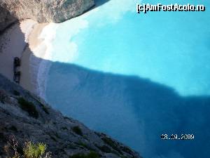 [P53] Cate culori se disting si cat de mica pare plaja Navagio de sus » foto by irinad
 - 
<span class="allrVoted glyphicon glyphicon-heart hidden" id="av600935"></span>
<a class="m-l-10 hidden" id="sv600935" onclick="voting_Foto_DelVot(,600935,872)" role="button">șterge vot <span class="glyphicon glyphicon-remove"></span></a>
<a id="v9600935" class=" c-red"  onclick="voting_Foto_SetVot(600935)" role="button"><span class="glyphicon glyphicon-heart-empty"></span> <b>LIKE</b> = Votează poza</a> <img class="hidden"  id="f600935W9" src="/imagini/loader.gif" border="0" /><span class="AjErrMes hidden" id="e600935ErM"></span>