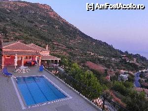 [P38] Villa Eleni cu piscina ei » foto by Liaa*
 - 
<span class="allrVoted glyphicon glyphicon-heart hidden" id="av394715"></span>
<a class="m-l-10 hidden" id="sv394715" onclick="voting_Foto_DelVot(,394715,872)" role="button">șterge vot <span class="glyphicon glyphicon-remove"></span></a>
<a id="v9394715" class=" c-red"  onclick="voting_Foto_SetVot(394715)" role="button"><span class="glyphicon glyphicon-heart-empty"></span> <b>LIKE</b> = Votează poza</a> <img class="hidden"  id="f394715W9" src="/imagini/loader.gif" border="0" /><span class="AjErrMes hidden" id="e394715ErM"></span>