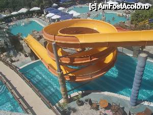 [P01] toboganul unde te dadeai pe colac, in dreapta piscine de la toboganele pentru copii mici » foto by sunnyday07
 - 
<span class="allrVoted glyphicon glyphicon-heart hidden" id="av463402"></span>
<a class="m-l-10 hidden" id="sv463402" onclick="voting_Foto_DelVot(,463402,880)" role="button">șterge vot <span class="glyphicon glyphicon-remove"></span></a>
<a id="v9463402" class=" c-red"  onclick="voting_Foto_SetVot(463402)" role="button"><span class="glyphicon glyphicon-heart-empty"></span> <b>LIKE</b> = Votează poza</a> <img class="hidden"  id="f463402W9" src="/imagini/loader.gif" border="0" /><span class="AjErrMes hidden" id="e463402ErM"></span>