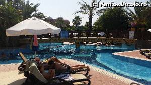 [P02] O mica parte din piscina principala traversata de podul care te ducea spre plaja » foto by andi13
 - 
<span class="allrVoted glyphicon glyphicon-heart hidden" id="av645399"></span>
<a class="m-l-10 hidden" id="sv645399" onclick="voting_Foto_DelVot(,645399,880)" role="button">șterge vot <span class="glyphicon glyphicon-remove"></span></a>
<a id="v9645399" class=" c-red"  onclick="voting_Foto_SetVot(645399)" role="button"><span class="glyphicon glyphicon-heart-empty"></span> <b>LIKE</b> = Votează poza</a> <img class="hidden"  id="f645399W9" src="/imagini/loader.gif" border="0" /><span class="AjErrMes hidden" id="e645399ErM"></span>