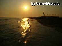 [P11] plaja excelenta,lina intrarea in mare si nici urma de pietre sau scoici.apa marii foooarte calda si curata » foto by angy
 - 
<span class="allrVoted glyphicon glyphicon-heart hidden" id="av11288"></span>
<a class="m-l-10 hidden" id="sv11288" onclick="voting_Foto_DelVot(,11288,880)" role="button">șterge vot <span class="glyphicon glyphicon-remove"></span></a>
<a id="v911288" class=" c-red"  onclick="voting_Foto_SetVot(11288)" role="button"><span class="glyphicon glyphicon-heart-empty"></span> <b>LIKE</b> = Votează poza</a> <img class="hidden"  id="f11288W9" src="/imagini/loader.gif" border="0" /><span class="AjErrMes hidden" id="e11288ErM"></span>