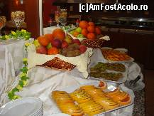 [P17] Fructe la micul dejun , la pranz si cina sunt mult mai variate si mai multe » foto by ionescunic
 - 
<span class="allrVoted glyphicon glyphicon-heart hidden" id="av82039"></span>
<a class="m-l-10 hidden" id="sv82039" onclick="voting_Foto_DelVot(,82039,881)" role="button">șterge vot <span class="glyphicon glyphicon-remove"></span></a>
<a id="v982039" class=" c-red"  onclick="voting_Foto_SetVot(82039)" role="button"><span class="glyphicon glyphicon-heart-empty"></span> <b>LIKE</b> = Votează poza</a> <img class="hidden"  id="f82039W9" src="/imagini/loader.gif" border="0" /><span class="AjErrMes hidden" id="e82039ErM"></span>