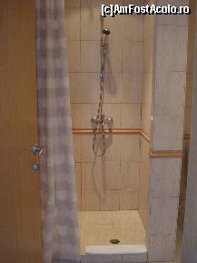 [P42] Dusul separat cu perdeluta! » foto by ionescunic
 - 
<span class="allrVoted glyphicon glyphicon-heart hidden" id="av82064"></span>
<a class="m-l-10 hidden" id="sv82064" onclick="voting_Foto_DelVot(,82064,881)" role="button">șterge vot <span class="glyphicon glyphicon-remove"></span></a>
<a id="v982064" class=" c-red"  onclick="voting_Foto_SetVot(82064)" role="button"><span class="glyphicon glyphicon-heart-empty"></span> <b>LIKE</b> = Votează poza</a> <img class="hidden"  id="f82064W9" src="/imagini/loader.gif" border="0" /><span class="AjErrMes hidden" id="e82064ErM"></span>