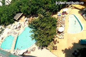 [P18] Cele două piscine.  » foto by andreieu
 - 
<span class="allrVoted glyphicon glyphicon-heart hidden" id="av658855"></span>
<a class="m-l-10 hidden" id="sv658855" onclick="voting_Foto_DelVot(,658855,881)" role="button">șterge vot <span class="glyphicon glyphicon-remove"></span></a>
<a id="v9658855" class=" c-red"  onclick="voting_Foto_SetVot(658855)" role="button"><span class="glyphicon glyphicon-heart-empty"></span> <b>LIKE</b> = Votează poza</a> <img class="hidden"  id="f658855W9" src="/imagini/loader.gif" border="0" /><span class="AjErrMes hidden" id="e658855ErM"></span>
