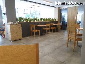 [P24] Restaurantul principal.  » foto by andreieu
 - 
<span class="allrVoted glyphicon glyphicon-heart hidden" id="av658861"></span>
<a class="m-l-10 hidden" id="sv658861" onclick="voting_Foto_DelVot(,658861,881)" role="button">șterge vot <span class="glyphicon glyphicon-remove"></span></a>
<a id="v9658861" class=" c-red"  onclick="voting_Foto_SetVot(658861)" role="button"><span class="glyphicon glyphicon-heart-empty"></span> <b>LIKE</b> = Votează poza</a> <img class="hidden"  id="f658861W9" src="/imagini/loader.gif" border="0" /><span class="AjErrMes hidden" id="e658861ErM"></span>