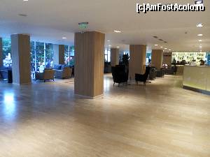 [P31] Lobby bar.  » foto by andreieu
 - 
<span class="allrVoted glyphicon glyphicon-heart hidden" id="av658869"></span>
<a class="m-l-10 hidden" id="sv658869" onclick="voting_Foto_DelVot(,658869,881)" role="button">șterge vot <span class="glyphicon glyphicon-remove"></span></a>
<a id="v9658869" class=" c-red"  onclick="voting_Foto_SetVot(658869)" role="button"><span class="glyphicon glyphicon-heart-empty"></span> <b>LIKE</b> = Votează poza</a> <img class="hidden"  id="f658869W9" src="/imagini/loader.gif" border="0" /><span class="AjErrMes hidden" id="e658869ErM"></span>