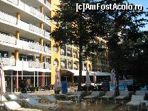 [P03] hotelul si restul » foto by marcelescu
 - 
<span class="allrVoted glyphicon glyphicon-heart hidden" id="av94611"></span>
<a class="m-l-10 hidden" id="sv94611" onclick="voting_Foto_DelVot(,94611,881)" role="button">șterge vot <span class="glyphicon glyphicon-remove"></span></a>
<a id="v994611" class=" c-red"  onclick="voting_Foto_SetVot(94611)" role="button"><span class="glyphicon glyphicon-heart-empty"></span> <b>LIKE</b> = Votează poza</a> <img class="hidden"  id="f94611W9" src="/imagini/loader.gif" border="0" /><span class="AjErrMes hidden" id="e94611ErM"></span>