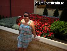 [P05] eu in curtea hotelului » foto by coco codruta
 - 
<span class="allrVoted glyphicon glyphicon-heart hidden" id="av299537"></span>
<a class="m-l-10 hidden" id="sv299537" onclick="voting_Foto_DelVot(,299537,886)" role="button">șterge vot <span class="glyphicon glyphicon-remove"></span></a>
<a id="v9299537" class=" c-red"  onclick="voting_Foto_SetVot(299537)" role="button"><span class="glyphicon glyphicon-heart-empty"></span> <b>LIKE</b> = Votează poza</a> <img class="hidden"  id="f299537W9" src="/imagini/loader.gif" border="0" /><span class="AjErrMes hidden" id="e299537ErM"></span>