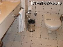 [P12] Alte obiecte sanitare care erau in dotare in baie. » foto by georgiana
 - 
<span class="allrVoted glyphicon glyphicon-heart hidden" id="av80990"></span>
<a class="m-l-10 hidden" id="sv80990" onclick="voting_Foto_DelVot(,80990,89)" role="button">șterge vot <span class="glyphicon glyphicon-remove"></span></a>
<a id="v980990" class=" c-red"  onclick="voting_Foto_SetVot(80990)" role="button"><span class="glyphicon glyphicon-heart-empty"></span> <b>LIKE</b> = Votează poza</a> <img class="hidden"  id="f80990W9" src="/imagini/loader.gif" border="0" /><span class="AjErrMes hidden" id="e80990ErM"></span>