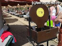 [P52] Umbrelele frumos aliniate,iar in capatul lor suportul in care depui paharele goale si le va aduna ospatarul. » foto by georgiana
 - 
<span class="allrVoted glyphicon glyphicon-heart hidden" id="av81103"></span>
<a class="m-l-10 hidden" id="sv81103" onclick="voting_Foto_DelVot(,81103,89)" role="button">șterge vot <span class="glyphicon glyphicon-remove"></span></a>
<a id="v981103" class=" c-red"  onclick="voting_Foto_SetVot(81103)" role="button"><span class="glyphicon glyphicon-heart-empty"></span> <b>LIKE</b> = Votează poza</a> <img class="hidden"  id="f81103W9" src="/imagini/loader.gif" border="0" /><span class="AjErrMes hidden" id="e81103ErM"></span>