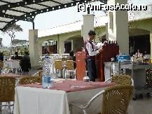 [P18] ospatarii f promti si atenti » foto by anytha29
 - 
<span class="allrVoted glyphicon glyphicon-heart hidden" id="av64428"></span>
<a class="m-l-10 hidden" id="sv64428" onclick="voting_Foto_DelVot(,64428,89)" role="button">șterge vot <span class="glyphicon glyphicon-remove"></span></a>
<a id="v964428" class=" c-red"  onclick="voting_Foto_SetVot(64428)" role="button"><span class="glyphicon glyphicon-heart-empty"></span> <b>LIKE</b> = Votează poza</a> <img class="hidden"  id="f64428W9" src="/imagini/loader.gif" border="0" /><span class="AjErrMes hidden" id="e64428ErM"></span>