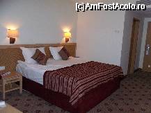 [P22] camera destul de mare,cu vedere la mare,A/C,minibar care se umplea zilnic si aveai 2 ape minerale gratis pe zi,baie cu vana,prosoape zilnic schimbate,curatenie zilnic,telefon,tv,iar patul mareeee si f comod!!!! » foto by anytha29
 - 
<span class="allrVoted glyphicon glyphicon-heart hidden" id="av64442"></span>
<a class="m-l-10 hidden" id="sv64442" onclick="voting_Foto_DelVot(,64442,89)" role="button">șterge vot <span class="glyphicon glyphicon-remove"></span></a>
<a id="v964442" class=" c-red"  onclick="voting_Foto_SetVot(64442)" role="button"><span class="glyphicon glyphicon-heart-empty"></span> <b>LIKE</b> = Votează poza</a> <img class="hidden"  id="f64442W9" src="/imagini/loader.gif" border="0" /><span class="AjErrMes hidden" id="e64442ErM"></span>