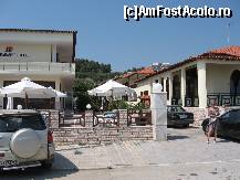 [P01] Hotelul vazut din strada » foto by valyionsc
 - 
<span class="allrVoted glyphicon glyphicon-heart hidden" id="av497449"></span>
<a class="m-l-10 hidden" id="sv497449" onclick="voting_Foto_DelVot(,497449,890)" role="button">șterge vot <span class="glyphicon glyphicon-remove"></span></a>
<a id="v9497449" class=" c-red"  onclick="voting_Foto_SetVot(497449)" role="button"><span class="glyphicon glyphicon-heart-empty"></span> <b>LIKE</b> = Votează poza</a> <img class="hidden"  id="f497449W9" src="/imagini/loader.gif" border="0" /><span class="AjErrMes hidden" id="e497449ErM"></span>