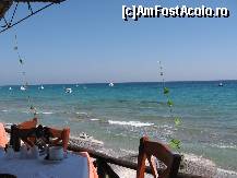 [P28] Plaja din Possidi si marea vazute de la o terasa de pe faleza » foto by valyionsc
 - 
<span class="allrVoted glyphicon glyphicon-heart hidden" id="av497476"></span>
<a class="m-l-10 hidden" id="sv497476" onclick="voting_Foto_DelVot(,497476,890)" role="button">șterge vot <span class="glyphicon glyphicon-remove"></span></a>
<a id="v9497476" class=" c-red"  onclick="voting_Foto_SetVot(497476)" role="button"><span class="glyphicon glyphicon-heart-empty"></span> <b>LIKE</b> = Votează poza</a> <img class="hidden"  id="f497476W9" src="/imagini/loader.gif" border="0" /><span class="AjErrMes hidden" id="e497476ErM"></span>