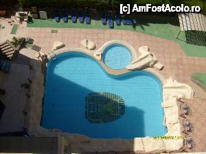 [P03] piscina de langa terasa restaurantului » foto by adutza_ghiocel
 - 
<span class="allrVoted glyphicon glyphicon-heart hidden" id="av427551"></span>
<a class="m-l-10 hidden" id="sv427551" onclick="voting_Foto_DelVot(,427551,898)" role="button">șterge vot <span class="glyphicon glyphicon-remove"></span></a>
<a id="v9427551" class=" c-red"  onclick="voting_Foto_SetVot(427551)" role="button"><span class="glyphicon glyphicon-heart-empty"></span> <b>LIKE</b> = Votează poza</a> <img class="hidden"  id="f427551W9" src="/imagini/loader.gif" border="0" /><span class="AjErrMes hidden" id="e427551ErM"></span>