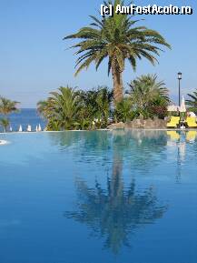 [P9x] piscina superioara hotel Roca Nivaria » foto by buburuzica
 - 
<span class="allrVoted glyphicon glyphicon-heart hidden" id="av1797"></span>
<a class="m-l-10 hidden" id="sv1797" onclick="voting_Foto_DelVot(,1797,899)" role="button">șterge vot <span class="glyphicon glyphicon-remove"></span></a>
<a id="v91797" class=" c-red"  onclick="voting_Foto_SetVot(1797)" role="button"><span class="glyphicon glyphicon-heart-empty"></span> <b>LIKE</b> = Votează poza</a> <img class="hidden"  id="f1797W9" src="/imagini/loader.gif" border="0" /><span class="AjErrMes hidden" id="e1797ErM"></span>