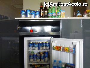 [P22] dupa o mica atentie la mini bar boy » foto by lorand
 - 
<span class="allrVoted glyphicon glyphicon-heart hidden" id="av689956"></span>
<a class="m-l-10 hidden" id="sv689956" onclick="voting_Foto_DelVot(,689956,9)" role="button">șterge vot <span class="glyphicon glyphicon-remove"></span></a>
<a id="v9689956" class=" c-red"  onclick="voting_Foto_SetVot(689956)" role="button"><span class="glyphicon glyphicon-heart-empty"></span> <b>LIKE</b> = Votează poza</a> <img class="hidden"  id="f689956W9" src="/imagini/loader.gif" border="0" /><span class="AjErrMes hidden" id="e689956ErM"></span>