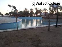 [P02] piscina...retineti e ianuarie! » foto by adina.blondutza
 - 
<span class="allrVoted glyphicon glyphicon-heart hidden" id="av291399"></span>
<a class="m-l-10 hidden" id="sv291399" onclick="voting_Foto_DelVot(,291399,9)" role="button">șterge vot <span class="glyphicon glyphicon-remove"></span></a>
<a id="v9291399" class=" c-red"  onclick="voting_Foto_SetVot(291399)" role="button"><span class="glyphicon glyphicon-heart-empty"></span> <b>LIKE</b> = Votează poza</a> <img class="hidden"  id="f291399W9" src="/imagini/loader.gif" border="0" /><span class="AjErrMes hidden" id="e291399ErM"></span>