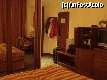 [P02] Minibar, expresor si ceainic, » foto by marutz*
 - 
<span class="allrVoted glyphicon glyphicon-heart hidden" id="av177424"></span>
<a class="m-l-10 hidden" id="sv177424" onclick="voting_Foto_DelVot(,177424,905)" role="button">șterge vot <span class="glyphicon glyphicon-remove"></span></a>
<a id="v9177424" class=" c-red"  onclick="voting_Foto_SetVot(177424)" role="button"><span class="glyphicon glyphicon-heart-empty"></span> <b>LIKE</b> = Votează poza</a> <img class="hidden"  id="f177424W9" src="/imagini/loader.gif" border="0" /><span class="AjErrMes hidden" id="e177424ErM"></span>