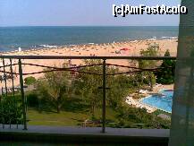 [P12] Kaliakra Superior - plaja și marea admirate din balconul camerei de la etajul 6 » foto by nicole33
 - 
<span class="allrVoted glyphicon glyphicon-heart hidden" id="av285440"></span>
<a class="m-l-10 hidden" id="sv285440" onclick="voting_Foto_DelVot(,285440,920)" role="button">șterge vot <span class="glyphicon glyphicon-remove"></span></a>
<a id="v9285440" class=" c-red"  onclick="voting_Foto_SetVot(285440)" role="button"><span class="glyphicon glyphicon-heart-empty"></span> <b>LIKE</b> = Votează poza</a> <img class="hidden"  id="f285440W9" src="/imagini/loader.gif" border="0" /><span class="AjErrMes hidden" id="e285440ErM"></span>