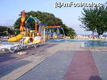 [P19] Piscina pt copii » foto by Cris
 - 
<span class="allrVoted glyphicon glyphicon-heart hidden" id="av17180"></span>
<a class="m-l-10 hidden" id="sv17180" onclick="voting_Foto_DelVot(,17180,920)" role="button">șterge vot <span class="glyphicon glyphicon-remove"></span></a>
<a id="v917180" class=" c-red"  onclick="voting_Foto_SetVot(17180)" role="button"><span class="glyphicon glyphicon-heart-empty"></span> <b>LIKE</b> = Votează poza</a> <img class="hidden"  id="f17180W9" src="/imagini/loader.gif" border="0" /><span class="AjErrMes hidden" id="e17180ErM"></span>