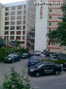 [P20] parcarea de langa hotel » foto by ADO5000
 - 
<span class="allrVoted glyphicon glyphicon-heart hidden" id="av97979"></span>
<a class="m-l-10 hidden" id="sv97979" onclick="voting_Foto_DelVot(,97979,920)" role="button">șterge vot <span class="glyphicon glyphicon-remove"></span></a>
<a id="v997979" class=" c-red"  onclick="voting_Foto_SetVot(97979)" role="button"><span class="glyphicon glyphicon-heart-empty"></span> <b>LIKE</b> = Votează poza</a> <img class="hidden"  id="f97979W9" src="/imagini/loader.gif" border="0" /><span class="AjErrMes hidden" id="e97979ErM"></span>