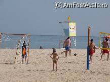 [P06] Fotbal » foto by Liana-Olimpia
 - 
<span class="allrVoted glyphicon glyphicon-heart hidden" id="av84984"></span>
<a class="m-l-10 hidden" id="sv84984" onclick="voting_Foto_DelVot(,84984,920)" role="button">șterge vot <span class="glyphicon glyphicon-remove"></span></a>
<a id="v984984" class=" c-red"  onclick="voting_Foto_SetVot(84984)" role="button"><span class="glyphicon glyphicon-heart-empty"></span> <b>LIKE</b> = Votează poza</a> <img class="hidden"  id="f84984W9" src="/imagini/loader.gif" border="0" /><span class="AjErrMes hidden" id="e84984ErM"></span>