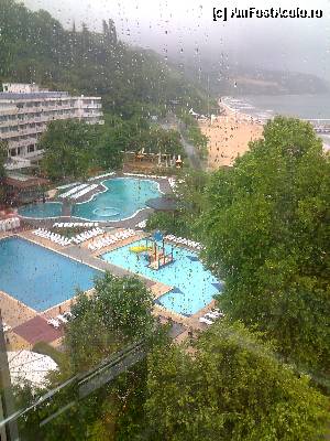 [P07] la fel si piscinele, greu reuseai sa gasesti un sezlong liber, scuze, cred ca eram racit » foto by valimi
 - 
<span class="allrVoted glyphicon glyphicon-heart hidden" id="av373044"></span>
<a class="m-l-10 hidden" id="sv373044" onclick="voting_Foto_DelVot(,373044,920)" role="button">șterge vot <span class="glyphicon glyphicon-remove"></span></a>
<a id="v9373044" class=" c-red"  onclick="voting_Foto_SetVot(373044)" role="button"><span class="glyphicon glyphicon-heart-empty"></span> <b>LIKE</b> = Votează poza</a> <img class="hidden"  id="f373044W9" src="/imagini/loader.gif" border="0" /><span class="AjErrMes hidden" id="e373044ErM"></span>