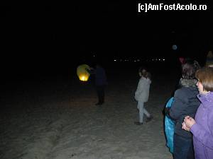 [P08] Lansari de lampioane pe plaja. Pe cont propriu. » foto by fanespoitorul
 - 
<span class="allrVoted glyphicon glyphicon-heart hidden" id="av505279"></span>
<a class="m-l-10 hidden" id="sv505279" onclick="voting_Foto_DelVot(,505279,920)" role="button">șterge vot <span class="glyphicon glyphicon-remove"></span></a>
<a id="v9505279" class=" c-red"  onclick="voting_Foto_SetVot(505279)" role="button"><span class="glyphicon glyphicon-heart-empty"></span> <b>LIKE</b> = Votează poza</a> <img class="hidden"  id="f505279W9" src="/imagini/loader.gif" border="0" /><span class="AjErrMes hidden" id="e505279ErM"></span>