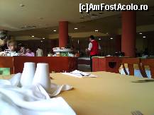 [P06] In restaurant » foto by geruladacul
 - 
<span class="allrVoted glyphicon glyphicon-heart hidden" id="av96585"></span>
<a class="m-l-10 hidden" id="sv96585" onclick="voting_Foto_DelVot(,96585,921)" role="button">șterge vot <span class="glyphicon glyphicon-remove"></span></a>
<a id="v996585" class=" c-red"  onclick="voting_Foto_SetVot(96585)" role="button"><span class="glyphicon glyphicon-heart-empty"></span> <b>LIKE</b> = Votează poza</a> <img class="hidden"  id="f96585W9" src="/imagini/loader.gif" border="0" /><span class="AjErrMes hidden" id="e96585ErM"></span>
