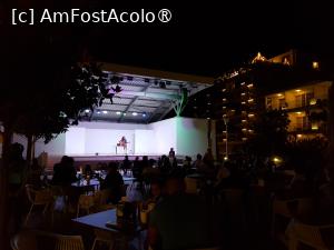 [P44] Maritim Amelia 5* Albena - muzică live seara la piscină » foto by nicole33
 - 
<span class="allrVoted glyphicon glyphicon-heart hidden" id="av1411602"></span>
<a class="m-l-10 hidden" id="sv1411602" onclick="voting_Foto_DelVot(,1411602,927)" role="button">șterge vot <span class="glyphicon glyphicon-remove"></span></a>
<a id="v91411602" class=" c-red"  onclick="voting_Foto_SetVot(1411602)" role="button"><span class="glyphicon glyphicon-heart-empty"></span> <b>LIKE</b> = Votează poza</a> <img class="hidden"  id="f1411602W9" src="/imagini/loader.gif" border="0" /><span class="AjErrMes hidden" id="e1411602ErM"></span>