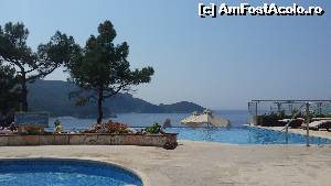 [P02] Vedere de la piscina » foto by mogly
 - 
<span class="allrVoted glyphicon glyphicon-heart hidden" id="av640757"></span>
<a class="m-l-10 hidden" id="sv640757" onclick="voting_Foto_DelVot(,640757,929)" role="button">șterge vot <span class="glyphicon glyphicon-remove"></span></a>
<a id="v9640757" class=" c-red"  onclick="voting_Foto_SetVot(640757)" role="button"><span class="glyphicon glyphicon-heart-empty"></span> <b>LIKE</b> = Votează poza</a> <img class="hidden"  id="f640757W9" src="/imagini/loader.gif" border="0" /><span class="AjErrMes hidden" id="e640757ErM"></span>