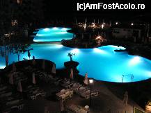 [P23] Piscina seara vazuta de la club din turn » foto by ionescunic
 - 
<span class="allrVoted glyphicon glyphicon-heart hidden" id="av35499"></span>
<a class="m-l-10 hidden" id="sv35499" onclick="voting_Foto_DelVot(,35499,935)" role="button">șterge vot <span class="glyphicon glyphicon-remove"></span></a>
<a id="v935499" class=" c-red"  onclick="voting_Foto_SetVot(35499)" role="button"><span class="glyphicon glyphicon-heart-empty"></span> <b>LIKE</b> = Votează poza</a> <img class="hidden"  id="f35499W9" src="/imagini/loader.gif" border="0" /><span class="AjErrMes hidden" id="e35499ErM"></span>