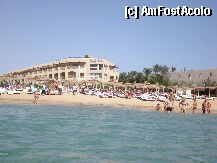 [P7x] o aripa a hotelului si plaja vazute din apa » foto by Mara
 - 
<span class="allrVoted glyphicon glyphicon-heart hidden" id="av6275"></span>
<a class="m-l-10 hidden" id="sv6275" onclick="voting_Foto_DelVot(,6275,938)" role="button">șterge vot <span class="glyphicon glyphicon-remove"></span></a>
<a id="v96275" class=" c-red"  onclick="voting_Foto_SetVot(6275)" role="button"><span class="glyphicon glyphicon-heart-empty"></span> <b>LIKE</b> = Votează poza</a> <img class="hidden"  id="f6275W9" src="/imagini/loader.gif" border="0" /><span class="AjErrMes hidden" id="e6275ErM"></span>