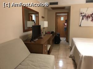 [P68] camera din hotel. » foto by lauraned
 - 
<span class="allrVoted glyphicon glyphicon-heart hidden" id="av1374289"></span>
<a class="m-l-10 hidden" id="sv1374289" onclick="voting_Foto_DelVot(,1374289,941)" role="button">șterge vot <span class="glyphicon glyphicon-remove"></span></a>
<a id="v91374289" class=" c-red"  onclick="voting_Foto_SetVot(1374289)" role="button"><span class="glyphicon glyphicon-heart-empty"></span> <b>LIKE</b> = Votează poza</a> <img class="hidden"  id="f1374289W9" src="/imagini/loader.gif" border="0" /><span class="AjErrMes hidden" id="e1374289ErM"></span>