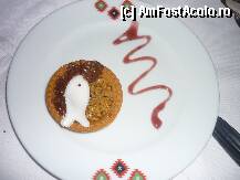 [P13] desertul de la restaurantul pescaresc, f.gustos » foto by muli
 - 
<span class="allrVoted glyphicon glyphicon-heart hidden" id="av236808"></span>
<a class="m-l-10 hidden" id="sv236808" onclick="voting_Foto_DelVot(,236808,947)" role="button">șterge vot <span class="glyphicon glyphicon-remove"></span></a>
<a id="v9236808" class=" c-red"  onclick="voting_Foto_SetVot(236808)" role="button"><span class="glyphicon glyphicon-heart-empty"></span> <b>LIKE</b> = Votează poza</a> <img class="hidden"  id="f236808W9" src="/imagini/loader.gif" border="0" /><span class="AjErrMes hidden" id="e236808ErM"></span>