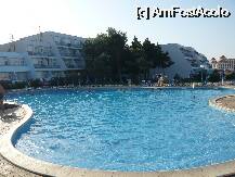 [P01] Piscina+corpul A al hotelului » foto by bogdan2677
 - 
<span class="allrVoted glyphicon glyphicon-heart hidden" id="av12313"></span>
<a class="m-l-10 hidden" id="sv12313" onclick="voting_Foto_DelVot(,12313,949)" role="button">șterge vot <span class="glyphicon glyphicon-remove"></span></a>
<a id="v912313" class=" c-red"  onclick="voting_Foto_SetVot(12313)" role="button"><span class="glyphicon glyphicon-heart-empty"></span> <b>LIKE</b> = Votează poza</a> <img class="hidden"  id="f12313W9" src="/imagini/loader.gif" border="0" /><span class="AjErrMes hidden" id="e12313ErM"></span>